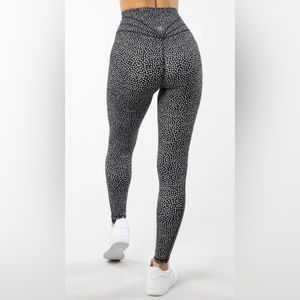 BuffBunny Legacy Leggings - Bossy Print